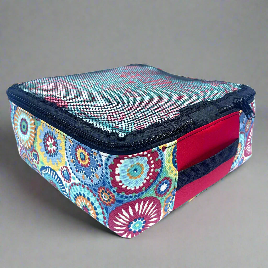 Packing cube sewing kit - red daisy cube