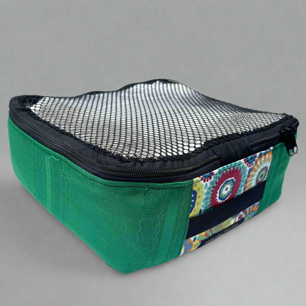 Packing cube sewing kit - hunter green & daisy cube